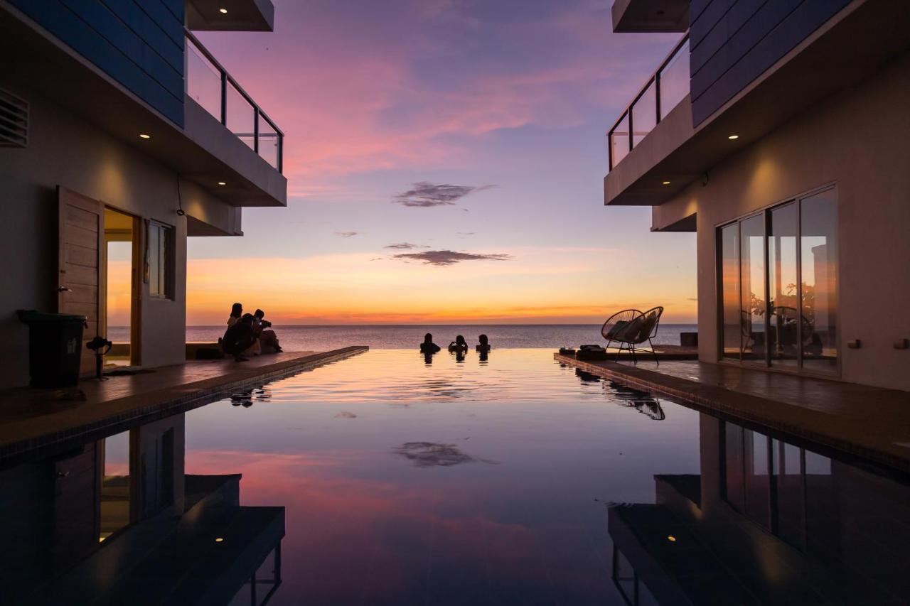 Blue Coast Beach Hotel Santa Ana  ภายนอก รูปภาพ