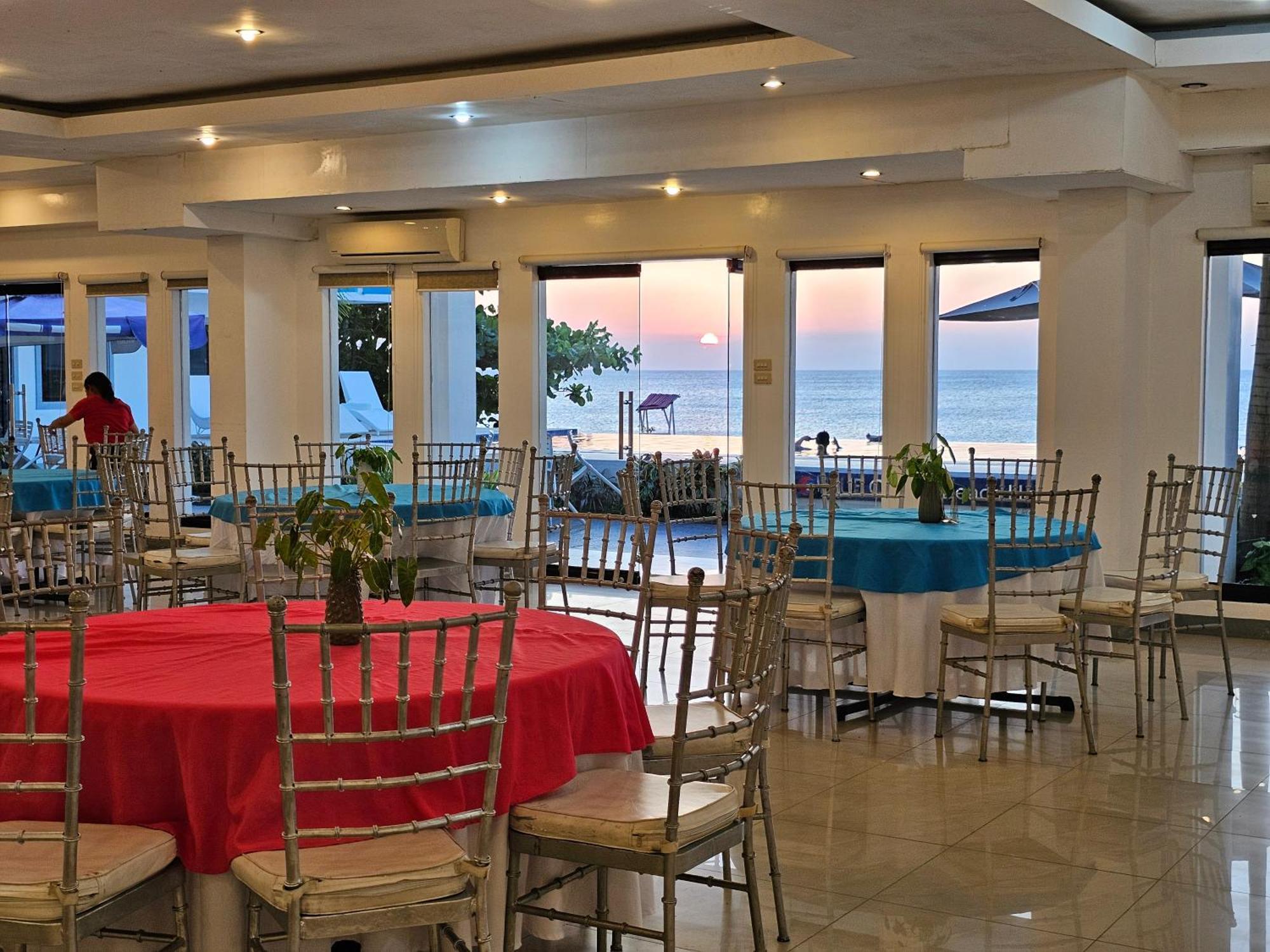 Blue Coast Beach Hotel Santa Ana  ภายนอก รูปภาพ